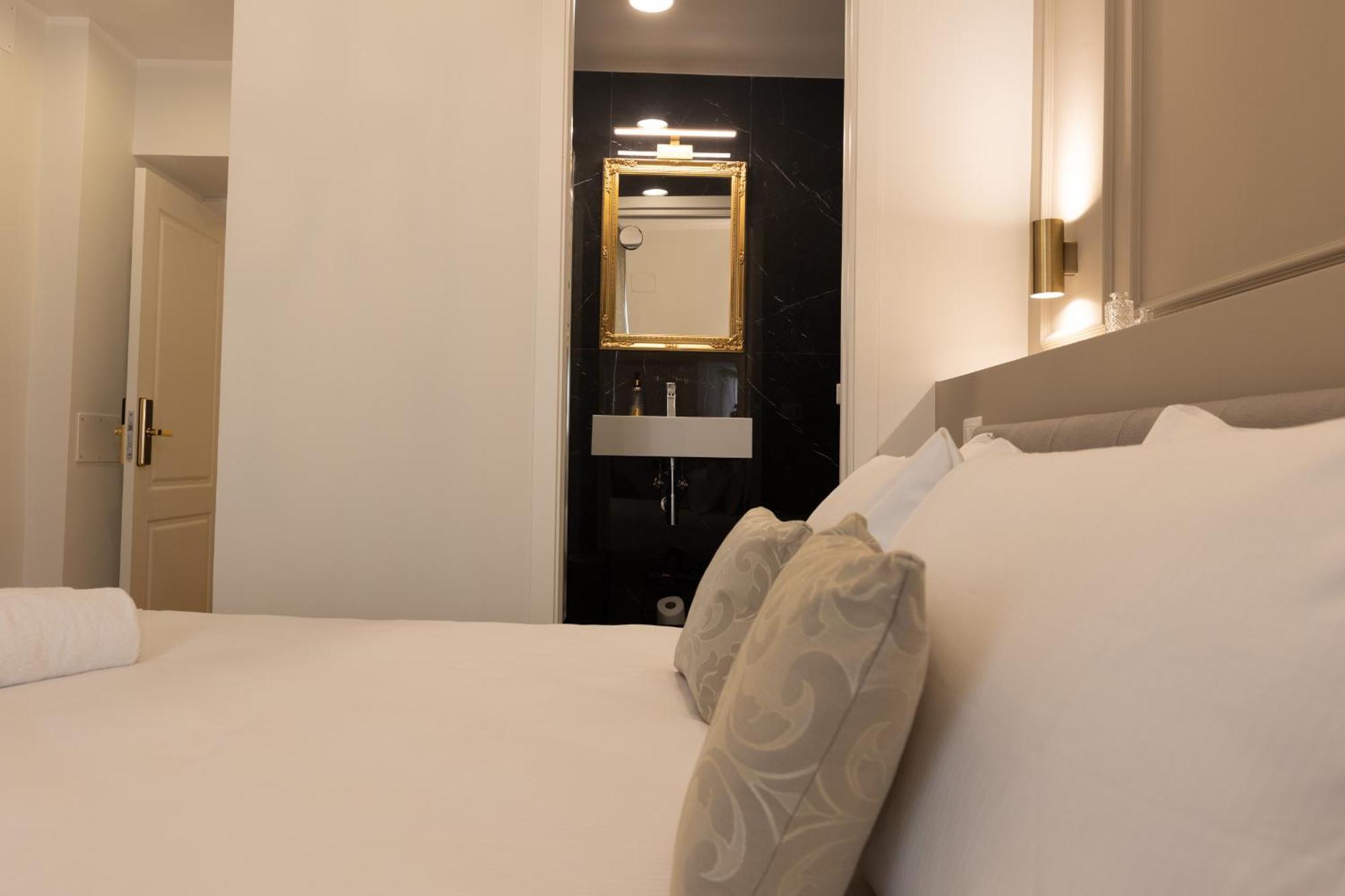 De Vince Suites - Luxury Rooms - Roma Termini Eksteriør bilde