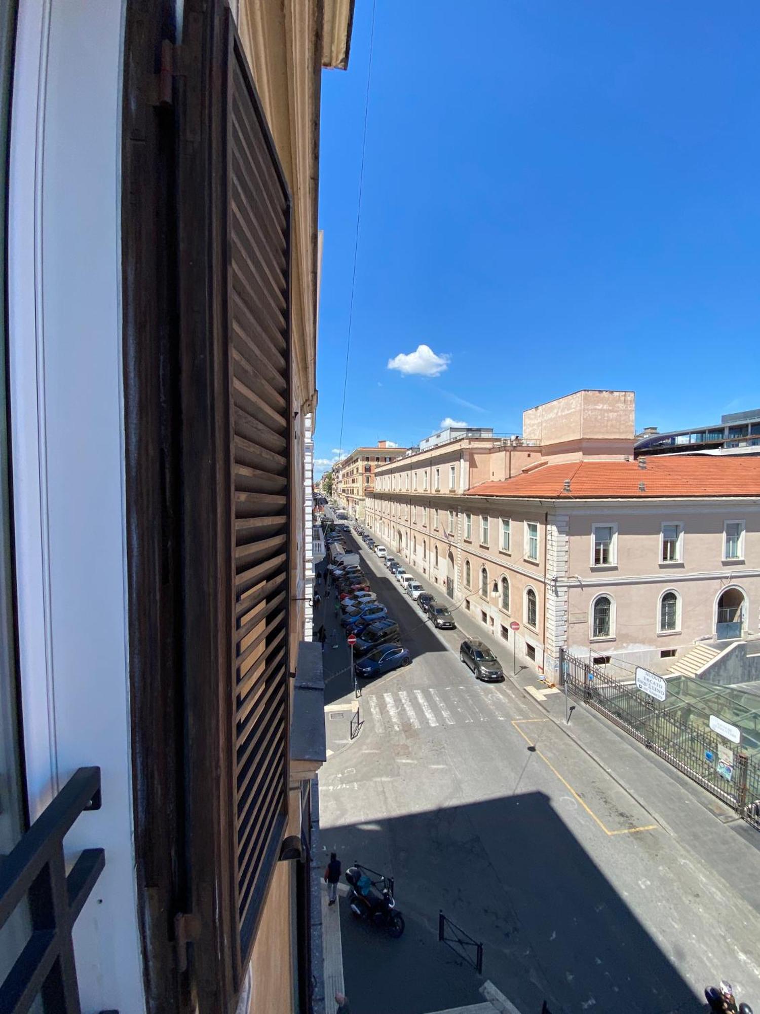 De Vince Suites - Luxury Rooms - Roma Termini Eksteriør bilde