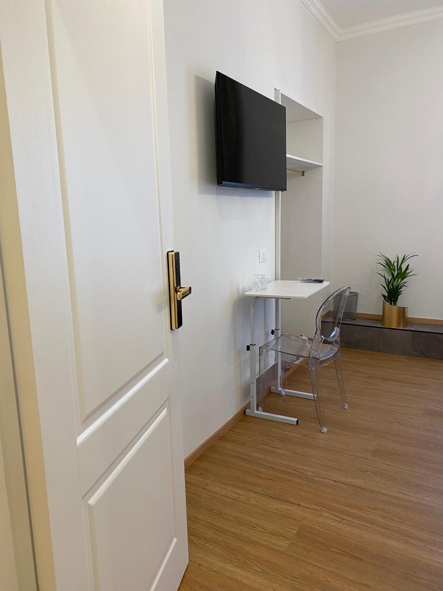 De Vince Suites - Luxury Rooms - Roma Termini Eksteriør bilde
